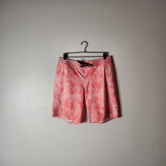 lululemon athletica Other - Lululemon Mens Current State Board Shorts Size 34